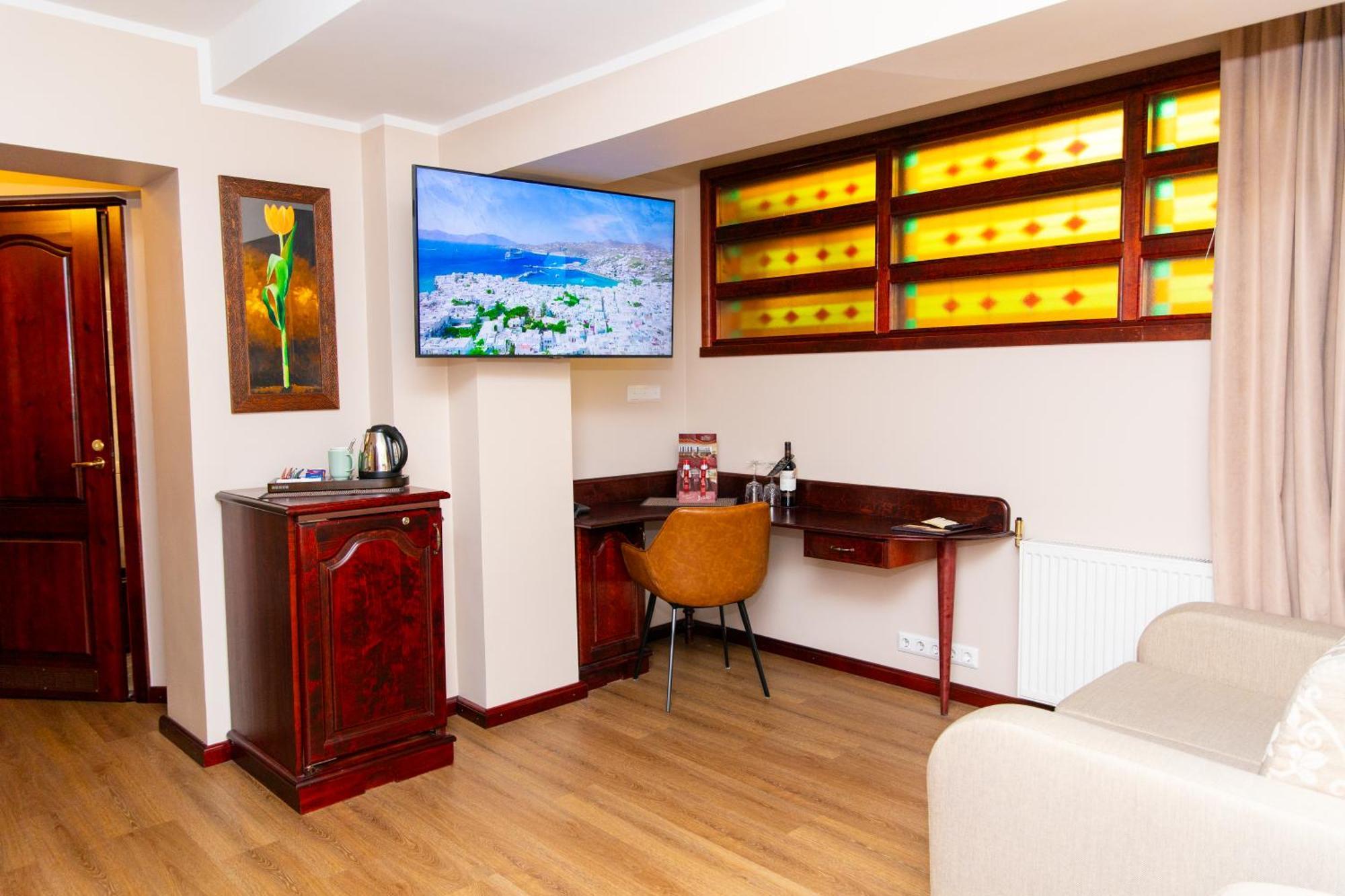 Hotel Legend Παρνού Εξωτερικό φωτογραφία
