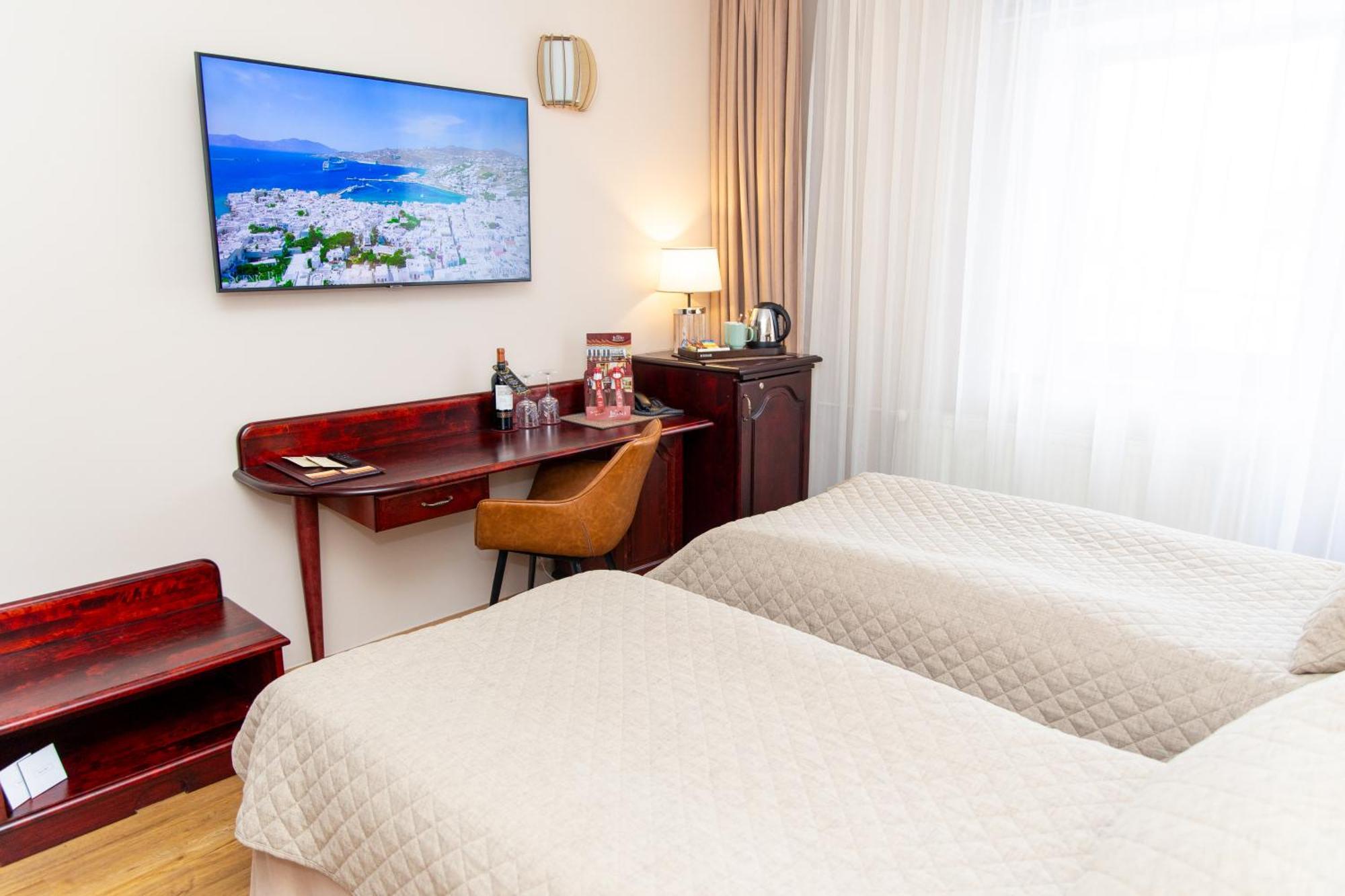 Hotel Legend Παρνού Εξωτερικό φωτογραφία